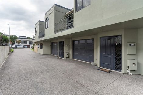Photo of property in 3/34 May Street, Mount Maunganui, 3116