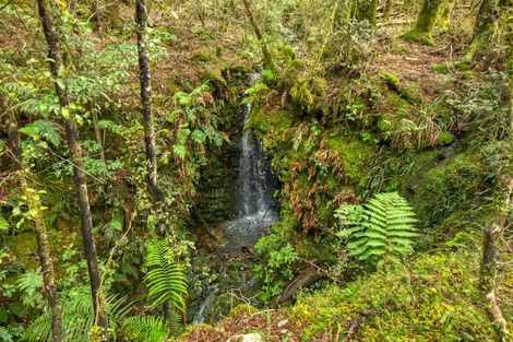 Photo of property in 150 Atarau Road, Atarau, Blackball, 7871