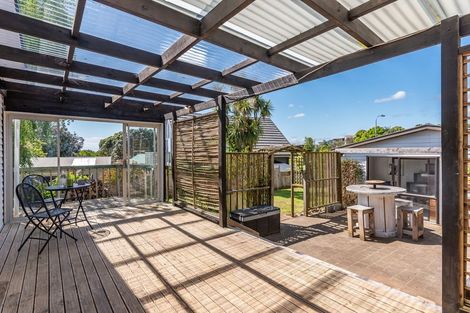 Photo of property in 38 Hicks Crescent, Waikanae Beach, Waikanae, 5036