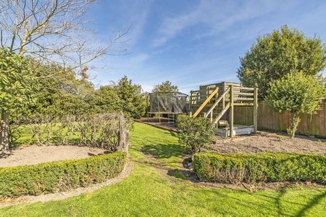 Photo of property in 35 Leeston And Lake Road, Leeston, 7632