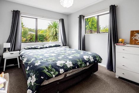Photo of property in 103 Grimseys Road, Redwood, Christchurch, 8051