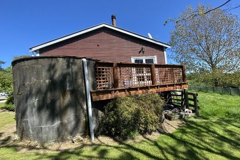 Photo of property in 1471 Masterton Castlepoint Road, Tauweru, Masterton, 5889