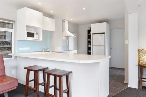 Photo of property in 18 Kanohi Terrace, Mangere Bridge, Auckland, 2022