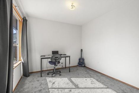 Photo of property in 28 Peebles Drive, Hei Hei, Christchurch, 8042