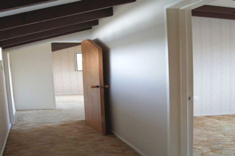 Photo of property in 10 Oakhurst Place, Russley, Christchurch, 8042