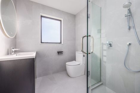 Photo of property in 22b Lumbarda Drive, Kumeu, 0810