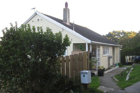 Photo of property in 5 Murphy Place, Titahi Bay, Porirua, 5022