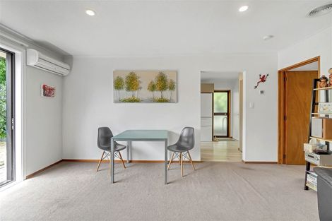 Photo of property in 2/282 Sawyers Arms Road, Bishopdale, Christchurch, 8053