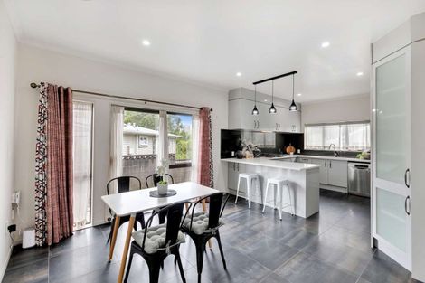 Photo of property in 7a Woodvale Road, Glen Eden, Auckland, 0602