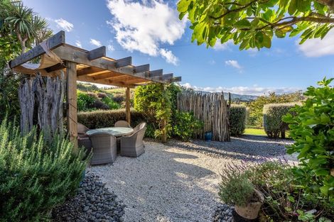 Photo of property in 11 Pharazyn Avenue, Waikanae Beach, Waikanae, 5036