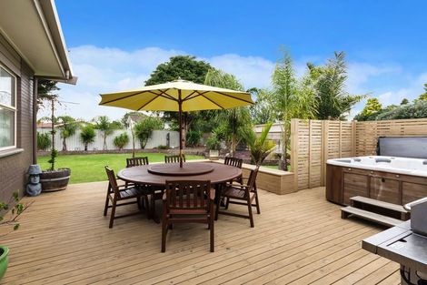 Photo of property in 27 Magnolia Avenue, Opaheke, Papakura, 2113