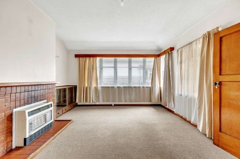 Photo of property in 49 Caius Avenue, Gonville, Whanganui, 4501