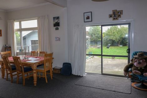 Photo of property in 68 Barraud Street, Dannevirke, 4930