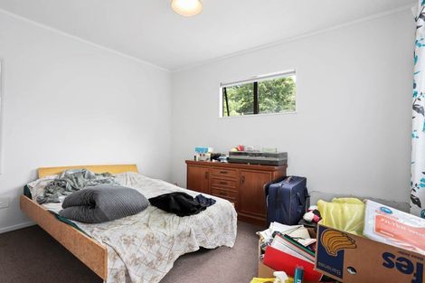 Photo of property in 9 Peterhouse Place, West Harbour, Auckland, 0618