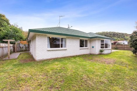 Photo of property in 42a Hookway Grove, Paraparaumu, 5032