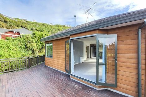 Photo of property in 6a Marjory Close, Broadmeadows, Wellington, 6035