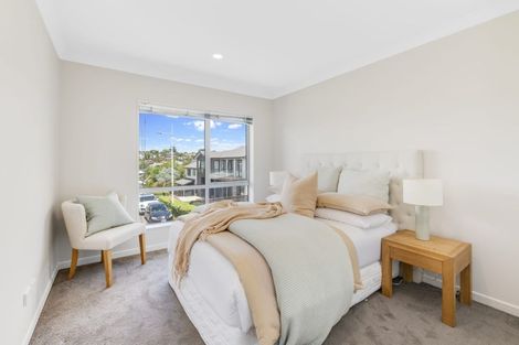 Photo of property in 35 Remuremu Street, Long Bay, Auckland, 0630