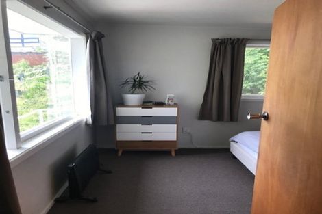 Photo of property in 2 Milne Terrace, Island Bay, Wellington, 6023