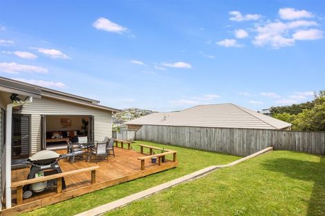 Photo of property in 12 Abel Glen, Aotea, Porirua, 5024