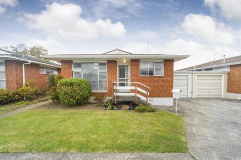 Photo of property in 75d Albert Street, Palmerston North, 4414