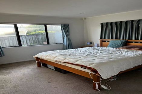Photo of property in 1/21 Raines Avenue, Forrest Hill, Auckland, 0620