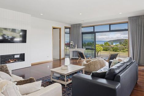 Photo of property in 6 Kestrel Lane, Kinloch, Taupo, 3377