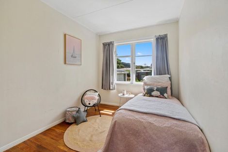 Photo of property in 10 Bythell Street, Wainuiomata, Lower Hutt, 5014