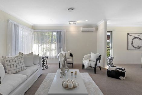 Photo of property in 8 Fuchsia Place, Halswell, Christchurch, 8025