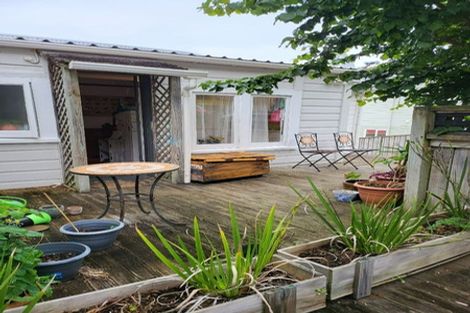 Photo of property in 1/28 Ribble Street, Island Bay, Wellington, 6023