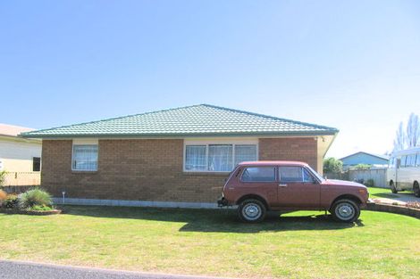 Photo of property in 33 Charles Green Drive, Cooks Beach, Whitianga, 3591