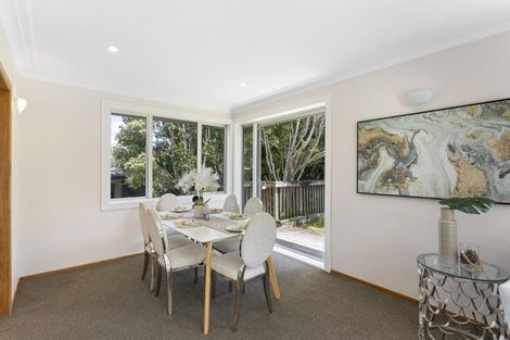 Photo of property in 41 Woodstock Road, Forrest Hill, Auckland, 0620