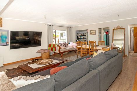 Photo of property in 4 Hinekura Road, Tolaga Bay, 4077