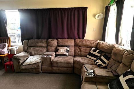 Photo of property in 1/430 Mount Albert Road, Mount Roskill, Auckland, 1041