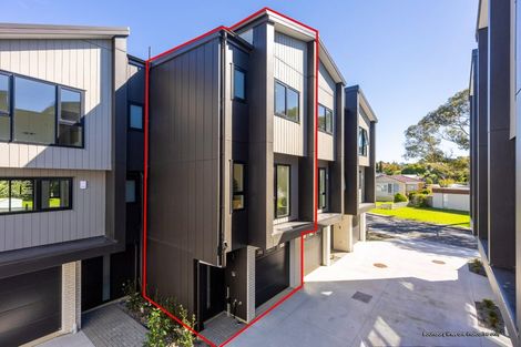 Photo of property in 111 Sycamore Drive, Sunnynook, Auckland, 0620