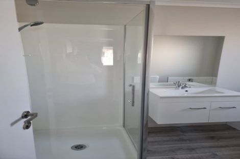 Photo of property in 79 Akoranga Place, Hornby, Christchurch, 8042