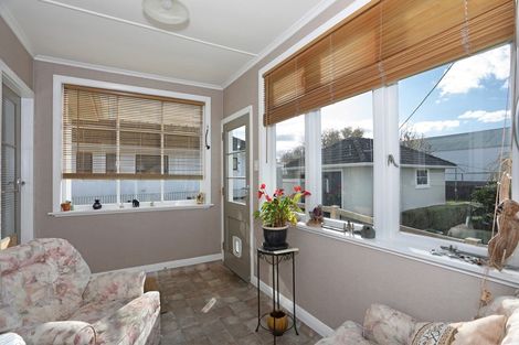 Photo of property in 31 Lower High Street, Marton, 4710