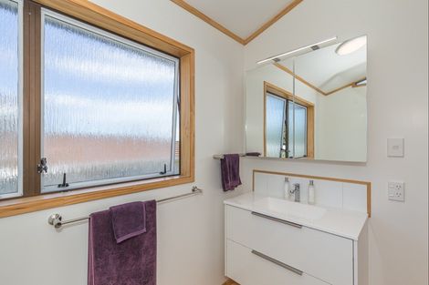 Photo of property in 66 Highbury Drive, Levin, 5510