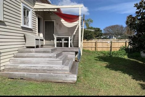 Photo of property in 82a Aroha Avenue, Sandringham, Auckland, 1025