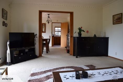 Photo of property in 1/48 East Coast Road, Milford, Auckland, 0620