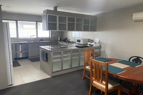 Photo of property in 12 O'dea Place, Burnside, Christchurch, 8053