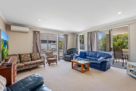 Photo of property in 104 Longview Drive, Papamoa Beach, Papamoa, 3118