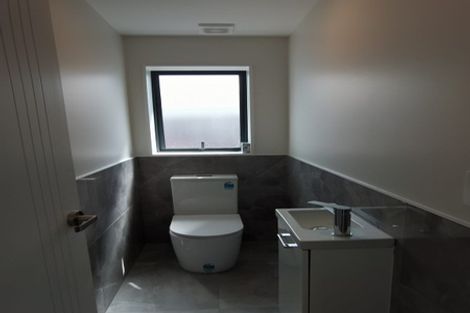 Photo of property in 13a Blue Way, Glendene, Auckland, 0602