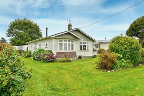 Photo of property in 162 Seaward Road, Edendale, 9825