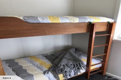 Photo of property in 41 Lake View Terrace, Moana, 7875