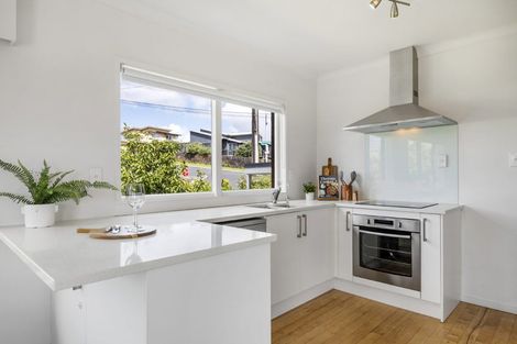 Photo of property in 1/41 Quebec Road, Milford, Auckland, 0620