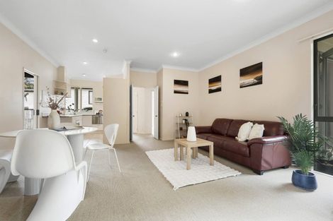 Photo of property in 147a Wellington Street, Howick, Auckland, 2014