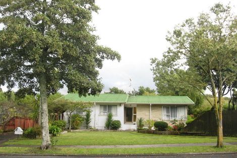 Photo of property in 11 Marvon Downs Avenue, Pakuranga Heights, Auckland, 2010