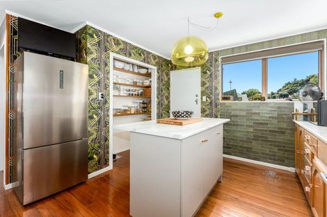 Photo of property in 37 Bosun Terrace, Whitby, Porirua, 5024