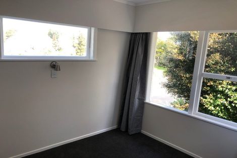 Photo of property in 6a Tallington Crescent, Torbay, Auckland, 0630