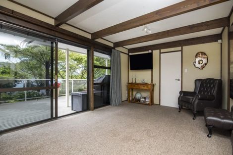 Photo of property in 376 Waikawa Road, Waikawa, Picton, 7220